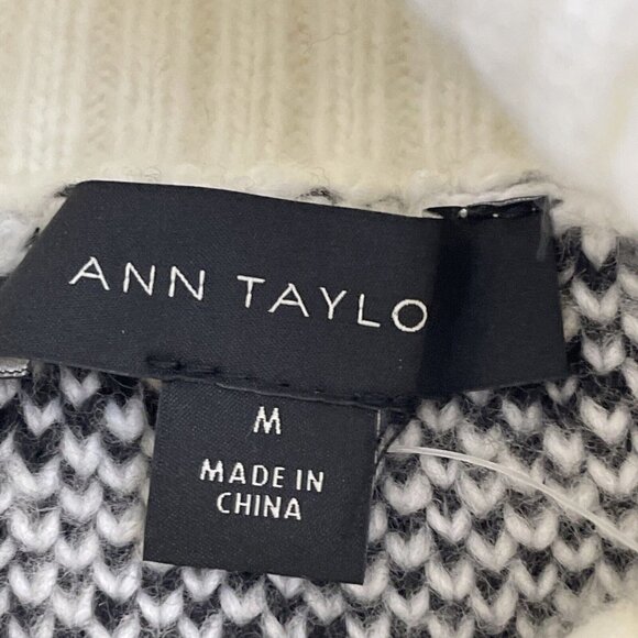 Ann Taylor Turtle Neck Sweater Women’s M Striped Black White 5% Wool - Picture 5 of 14